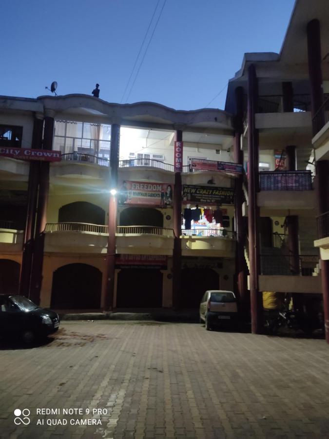 City Crown Guest House Sundarnagar Exterior photo