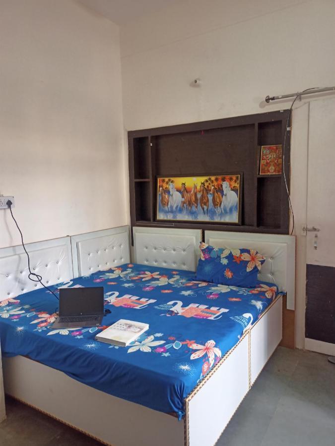 City Crown Guest House Sundarnagar Room photo